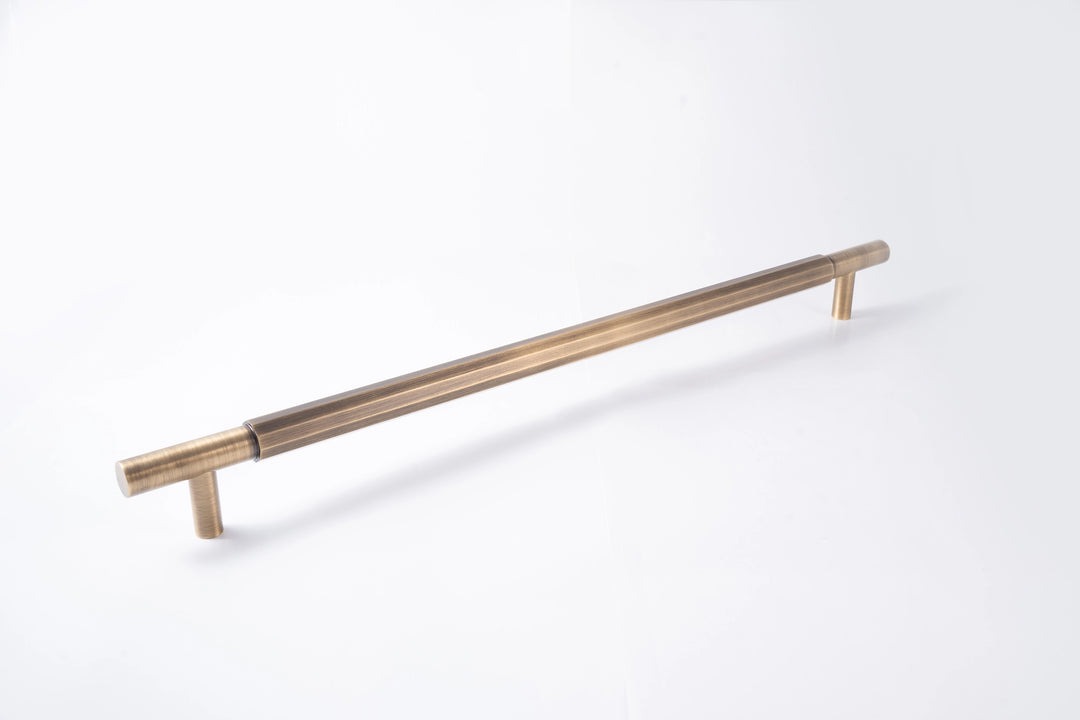 Rumi Architectural Hardware Australia | Dali Door Pull - Brushed Brass