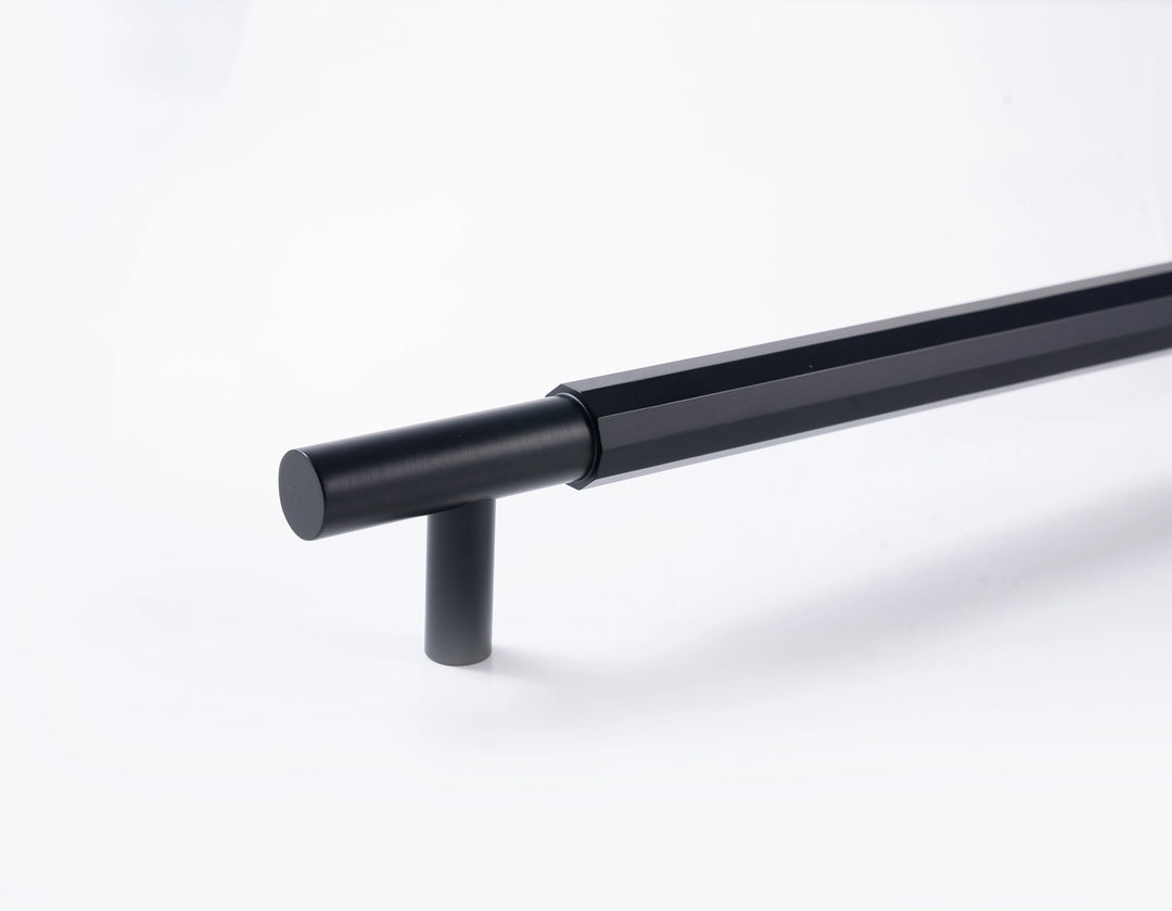 Dali Door Pull - Matte Black