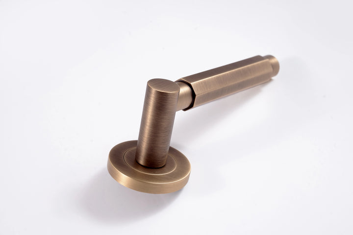 Dali Lever Handle - Light Bronze