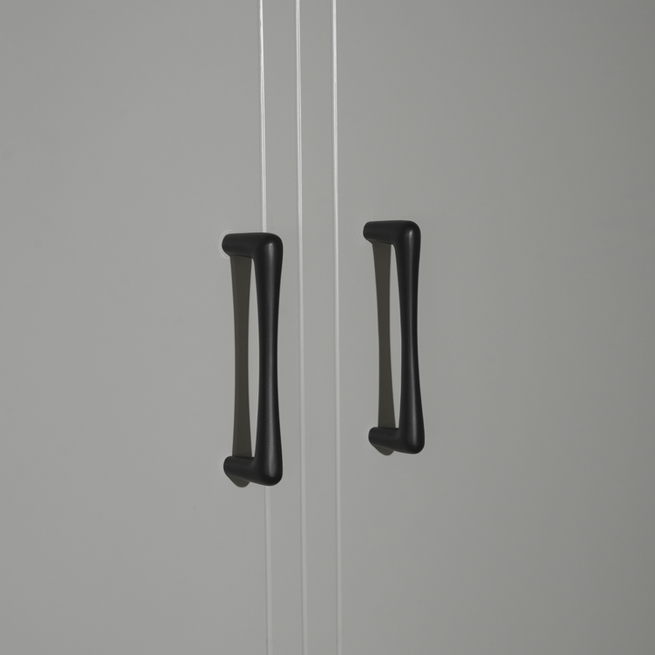 Architectural Hardware Australia | Emery Door Pull - Matte Black
