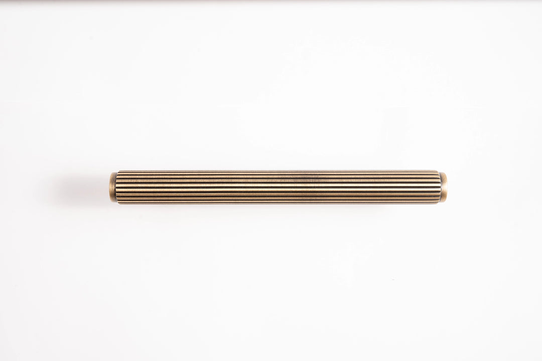 Rumi Architectural Hardware Australia | Kasuma Cabinet Handle Pull - Brushed Brass