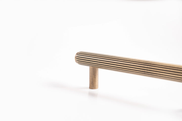 Rumi Architectural Hardware Australia | Kasuma Cabinet Handle Pull - Brushed Brass
