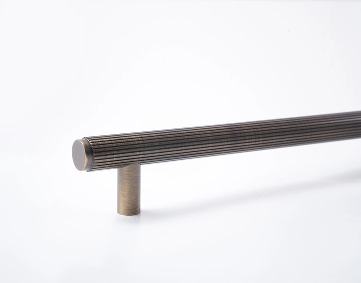 Rumi Architectural Hardware Australia | Kasuma Door Pull - Light Bronze