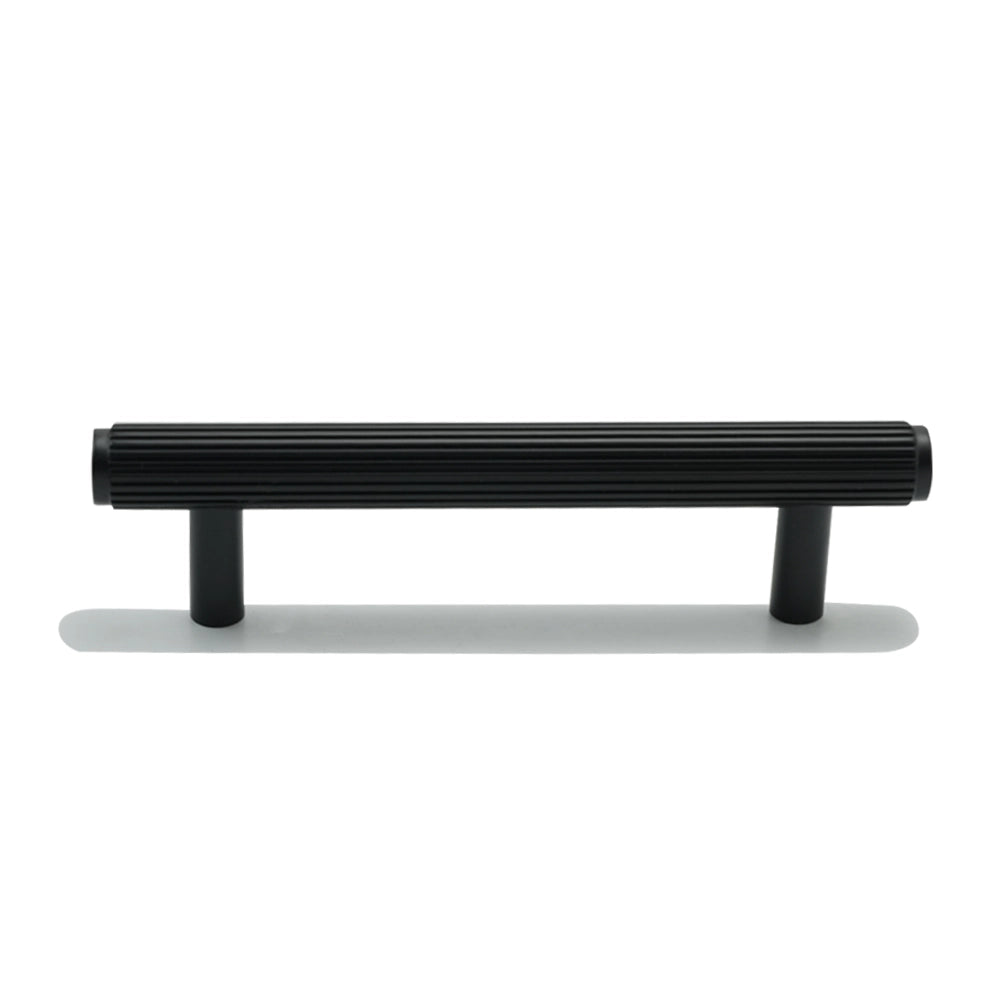 Rumi Architectural Hardware Australia | Kasuma Door Pull - Matte Black