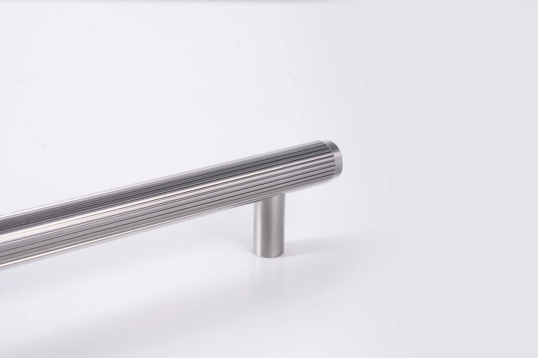 Rumi Architectural Hardware Australia | Kasuma Door Pull - Nickel Plated