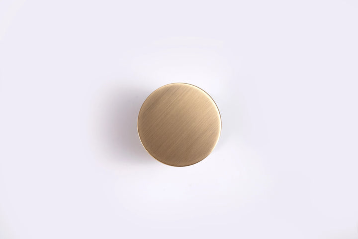 Max Door Knob - Brushed Brass