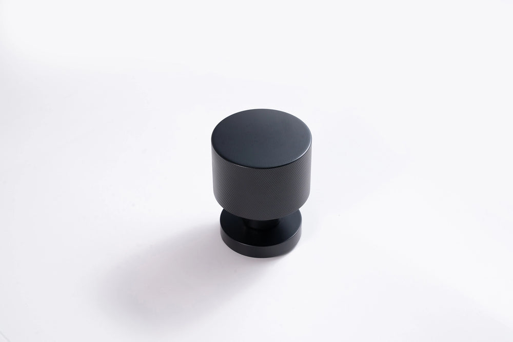 Max Door Knob - Matte Black