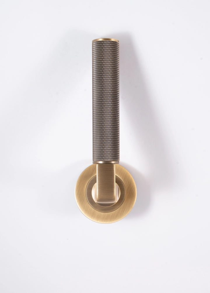 Max Lever Handle - Brushed Brass