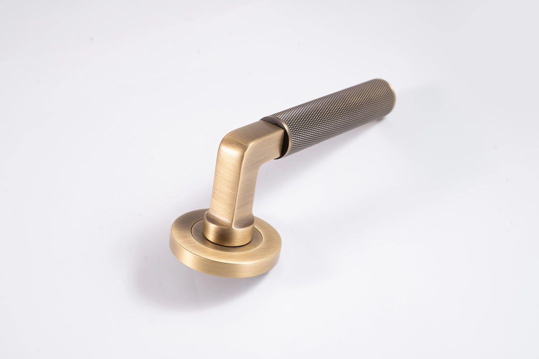 Max Lever Handle - Brushed Brass