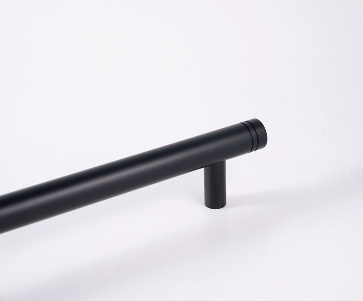 Rumi Architectural Hardware Australia | Rumi Door Pull - Matte Black